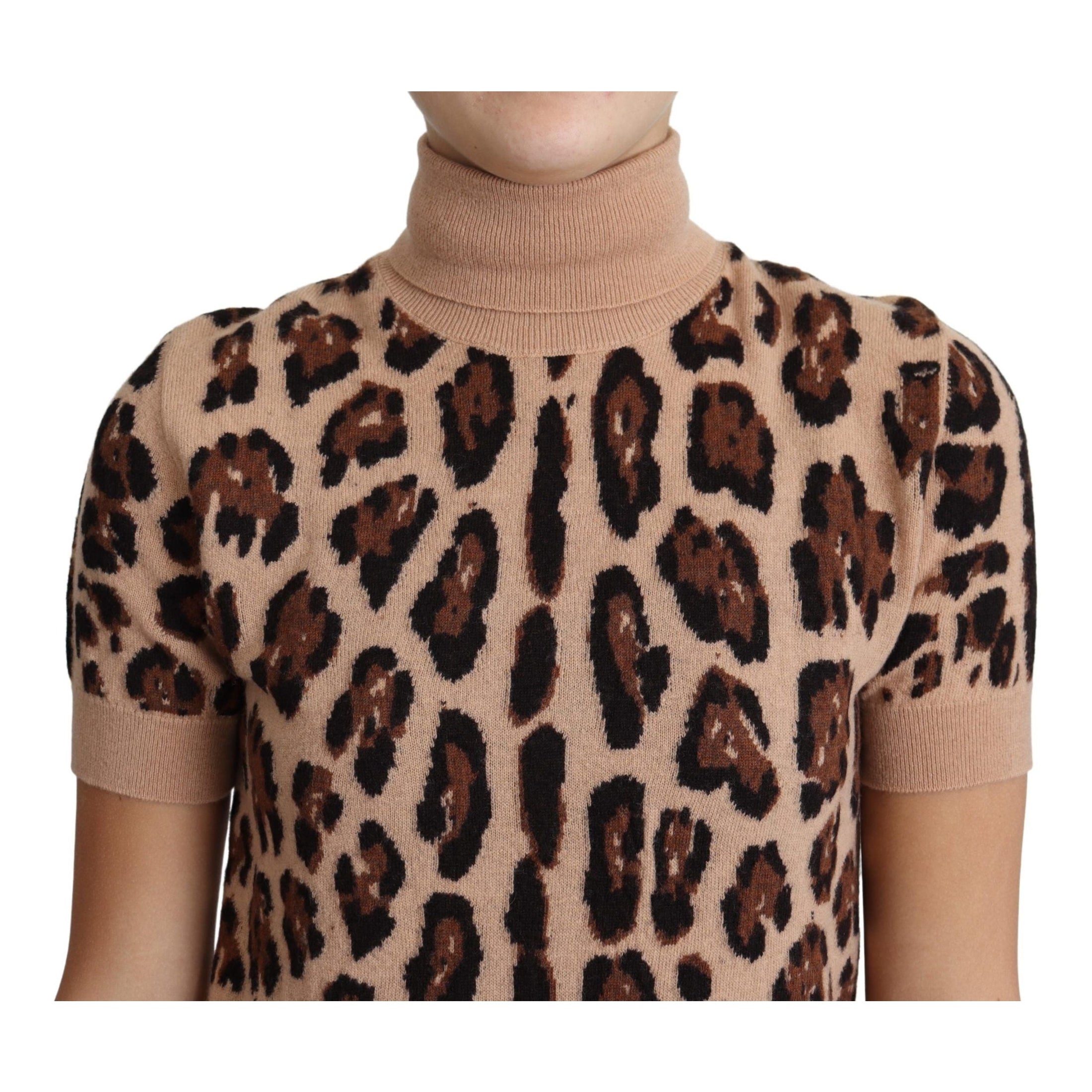 Elegant Leopard Print Wool Turtleneck Top