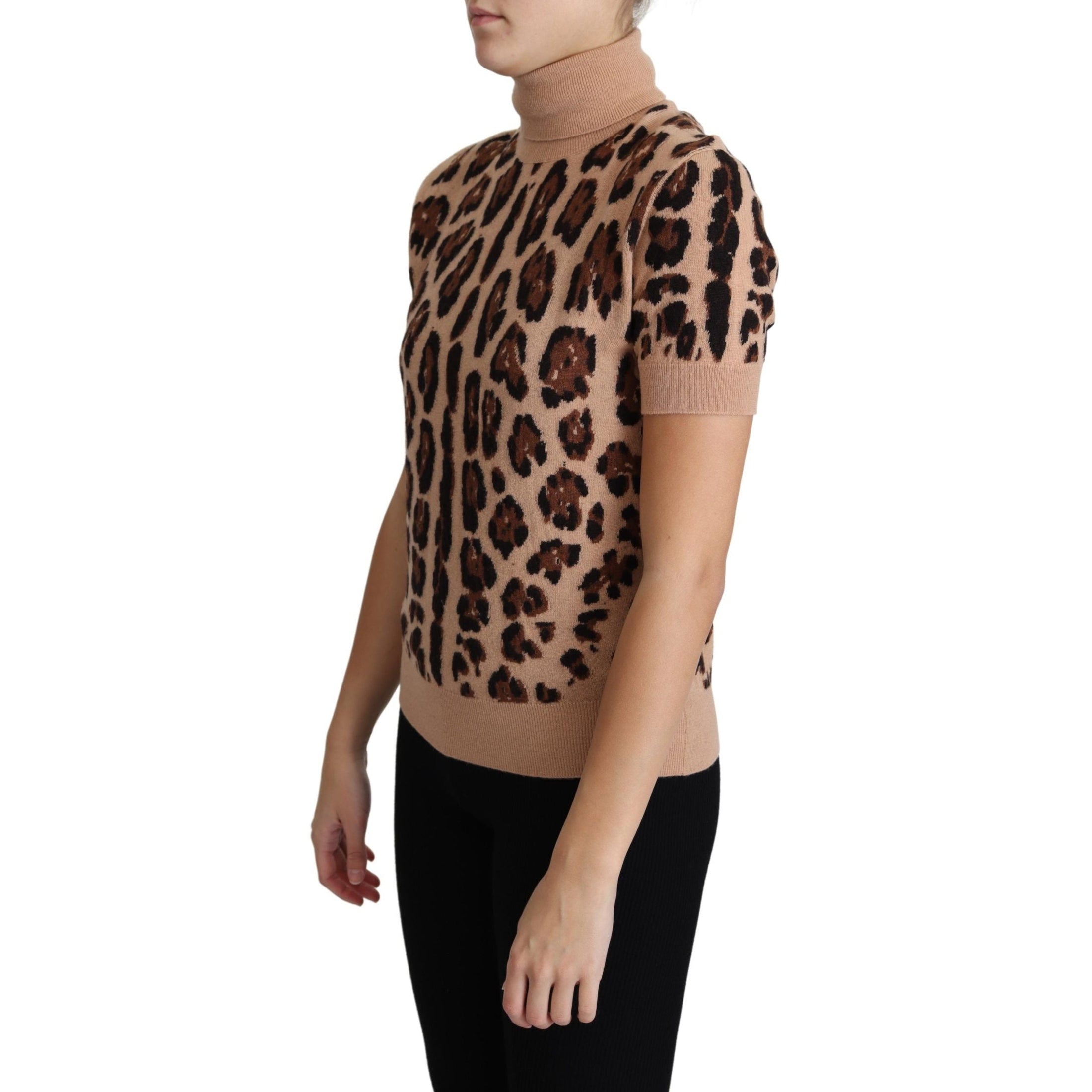 Elegant Leopard Print Wool Turtleneck Top