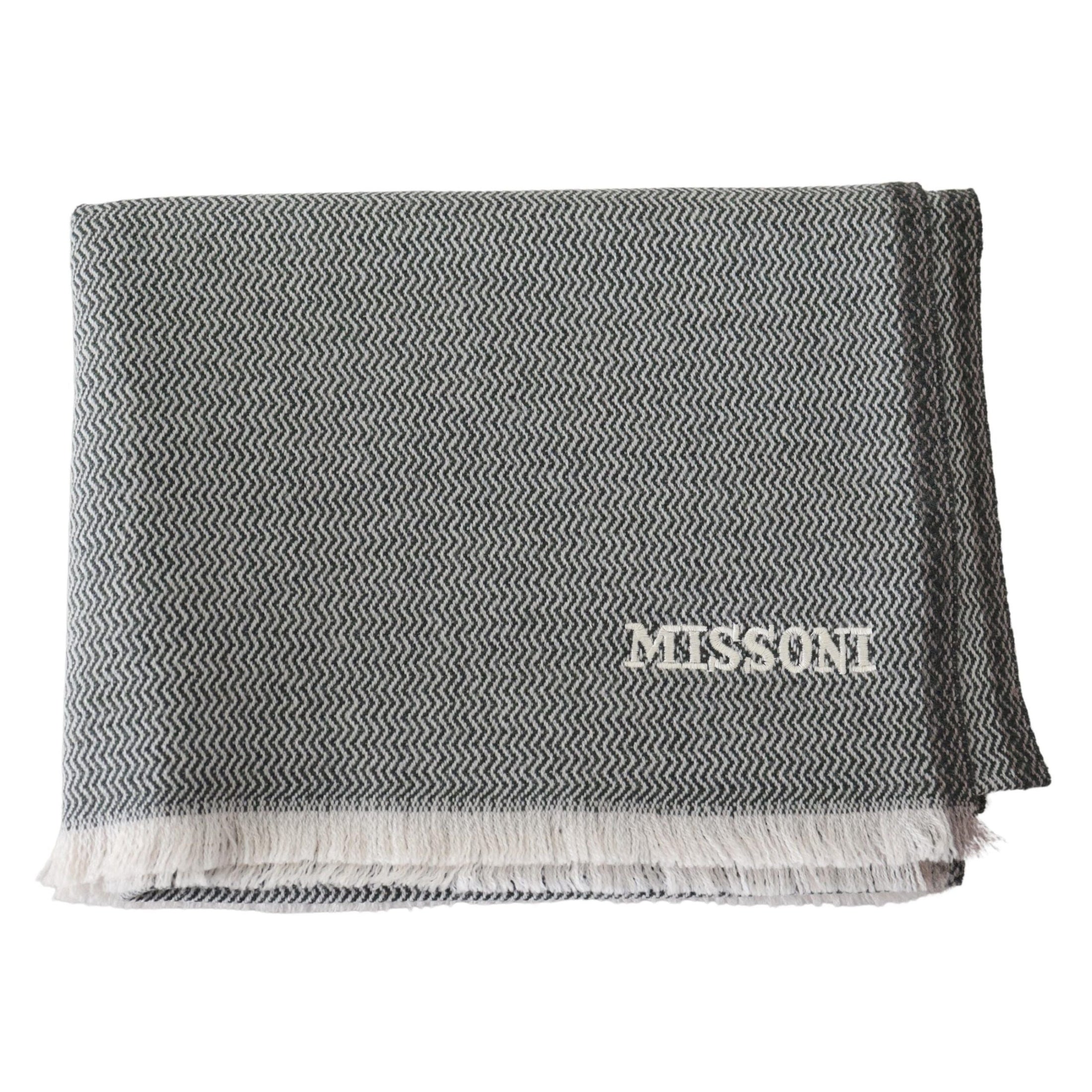 Plush Zigzag Cashmere Scarf in Gray