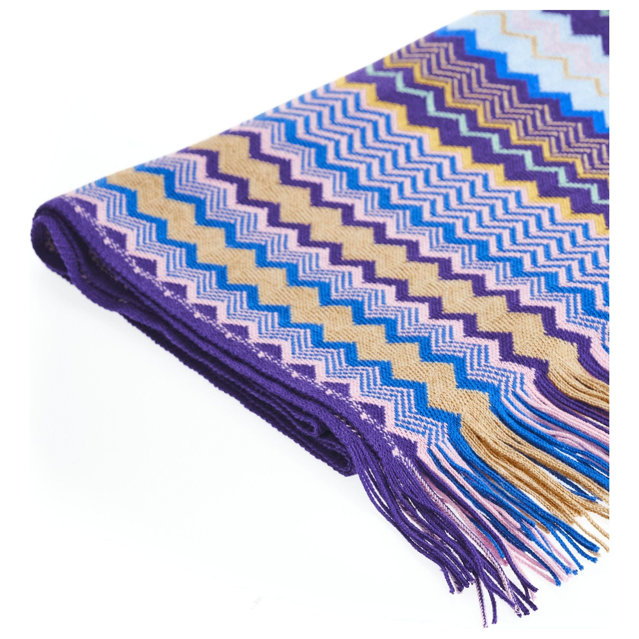 Geometric Pattern Fringed Luxury Scarf