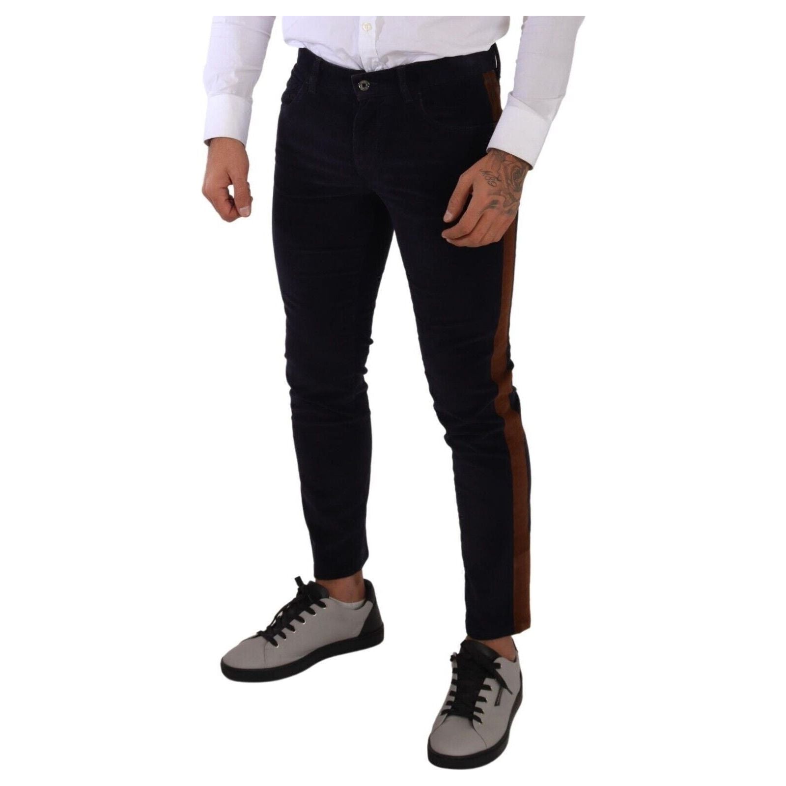 Elegant Slim Fit Denim for the Modern Man