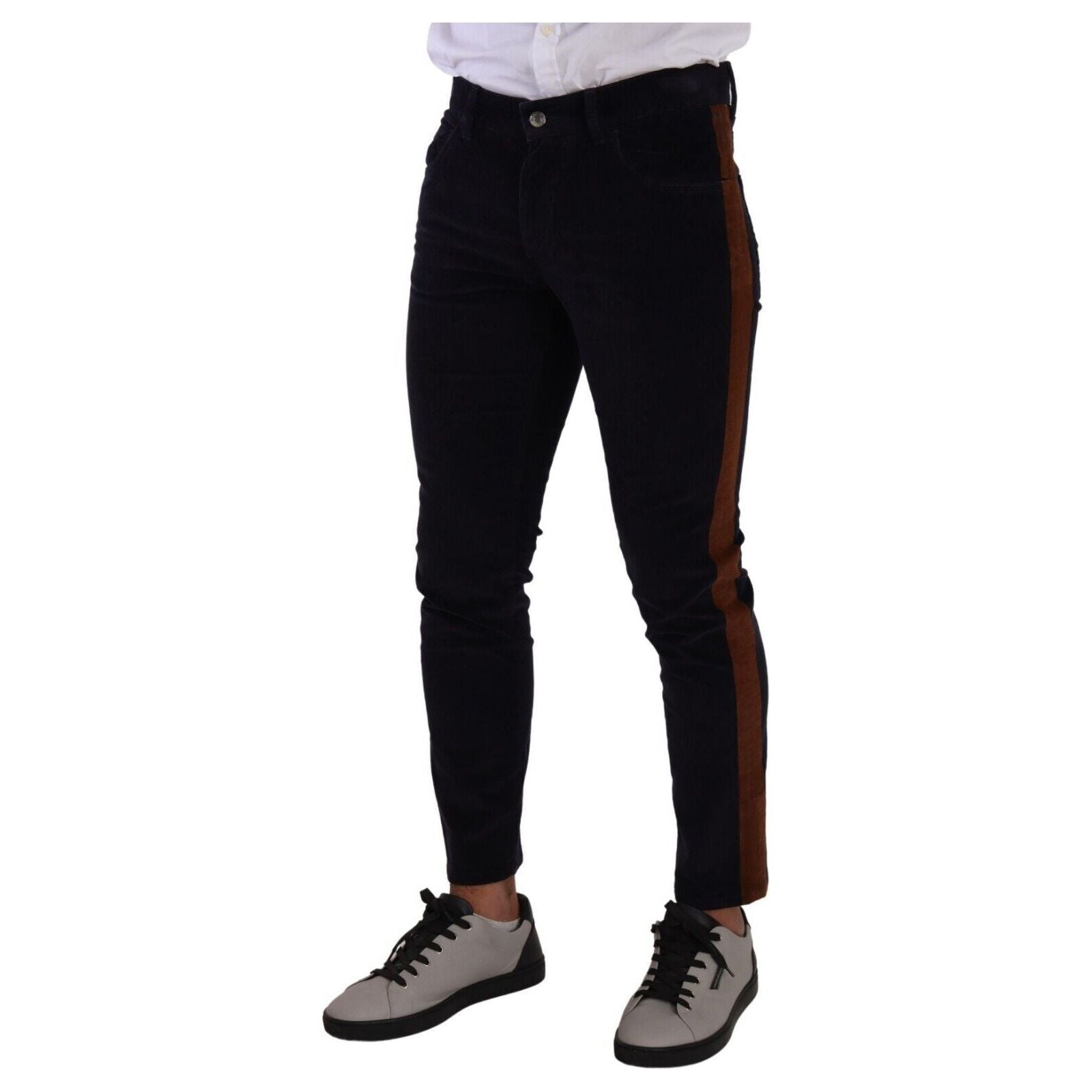 Elegant Slim Fit Denim for the Modern Man