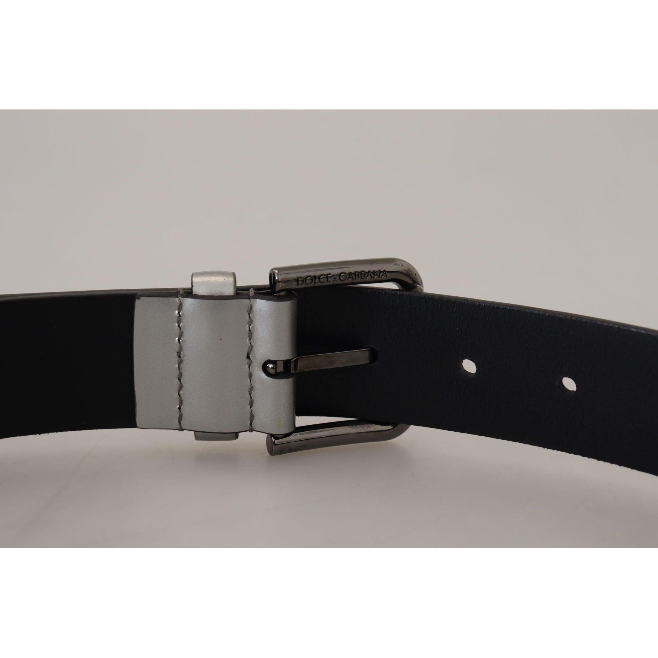 Chic Silver Leather Belt with Metal Buckle