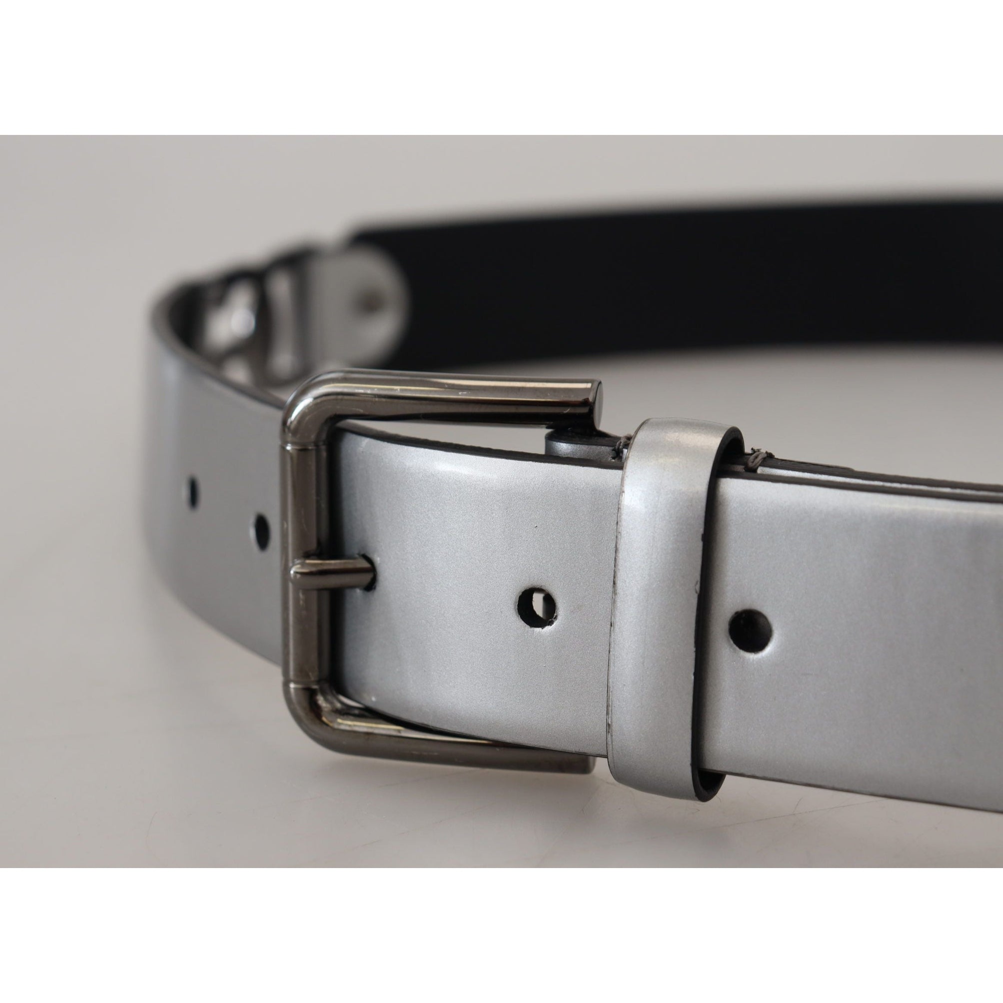 Chic Silver Leather Belt with Metal Buckle