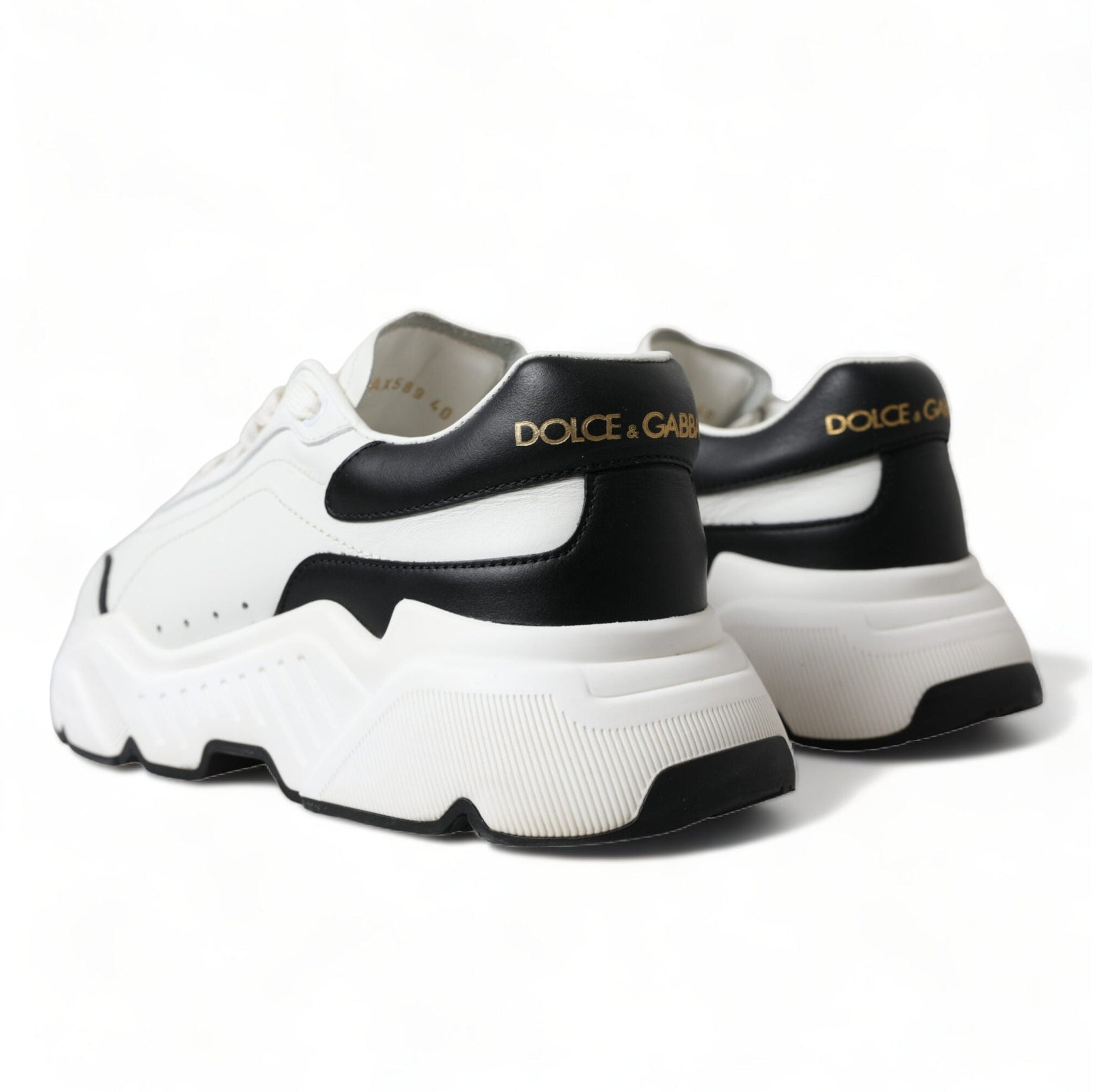 Chic Black & White Daymaster Leather Sneakers