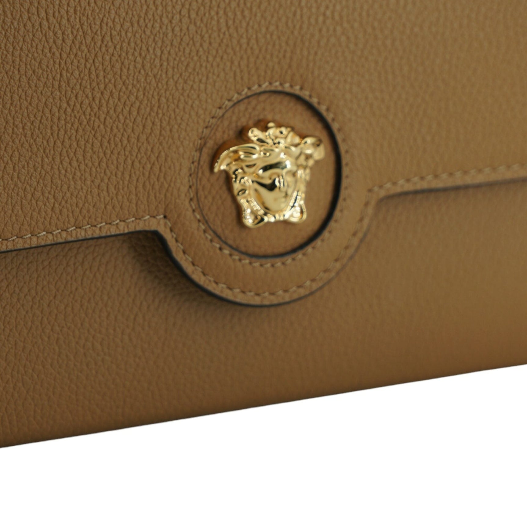 Elegant Calf Leather Wallet with Medusa Logo