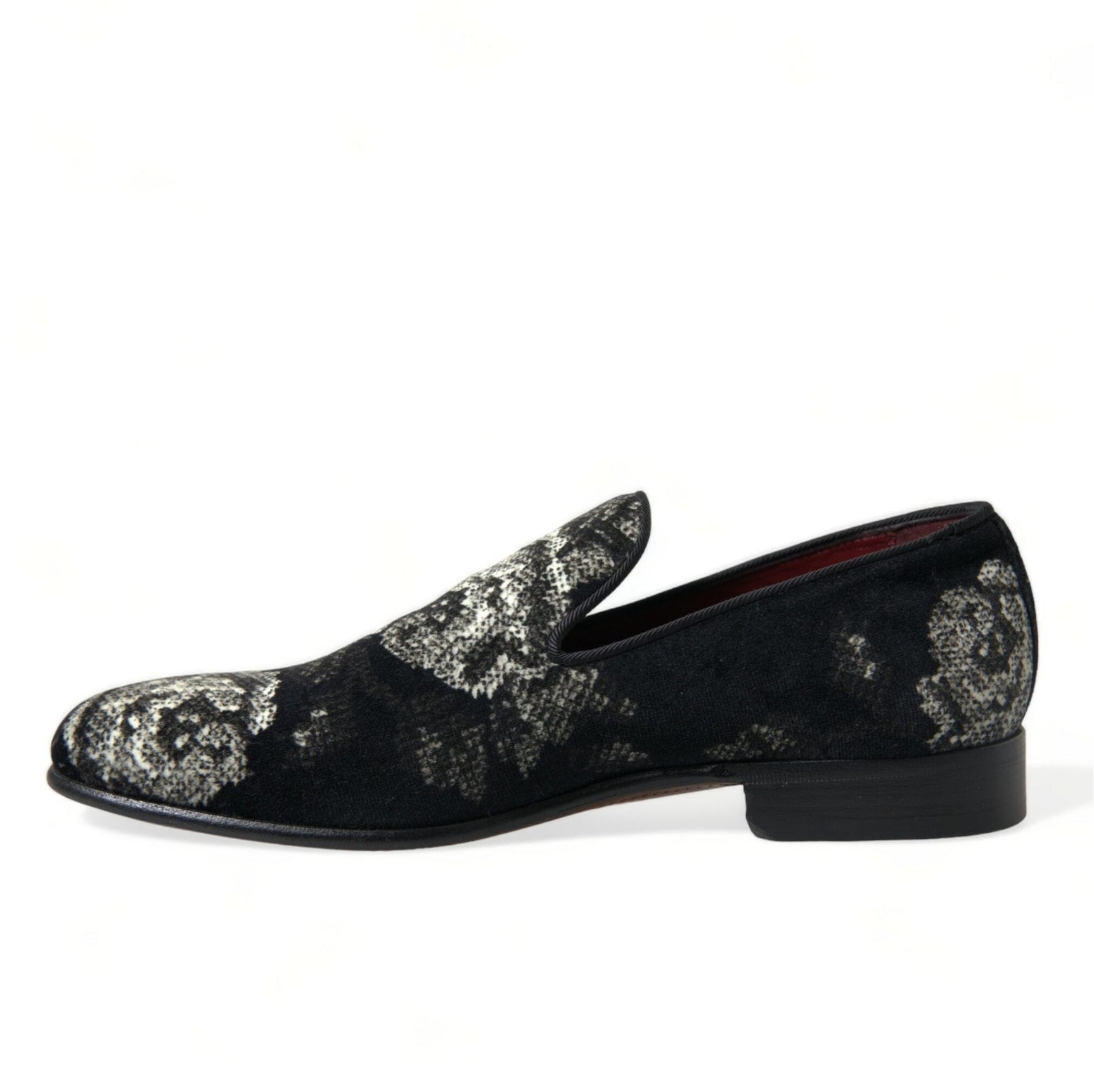 Elegant Floral Velvet Loafers