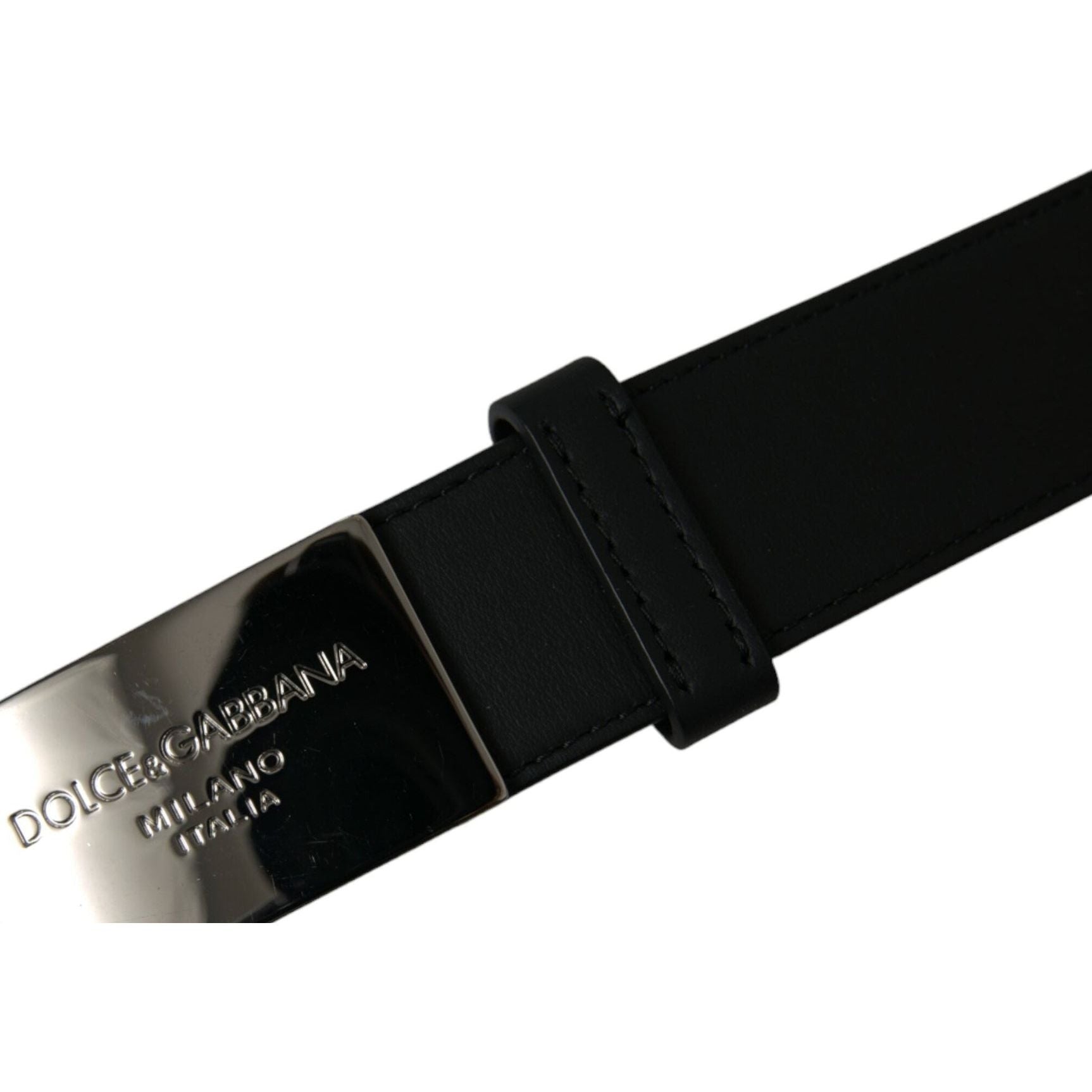 Elegant Black Leather Belt with Metal Buckle