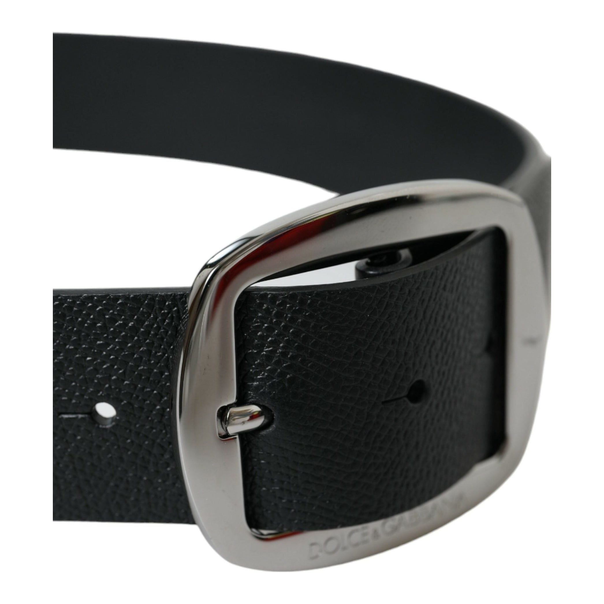 Elegant Black Leather Belt with Metal Buckle