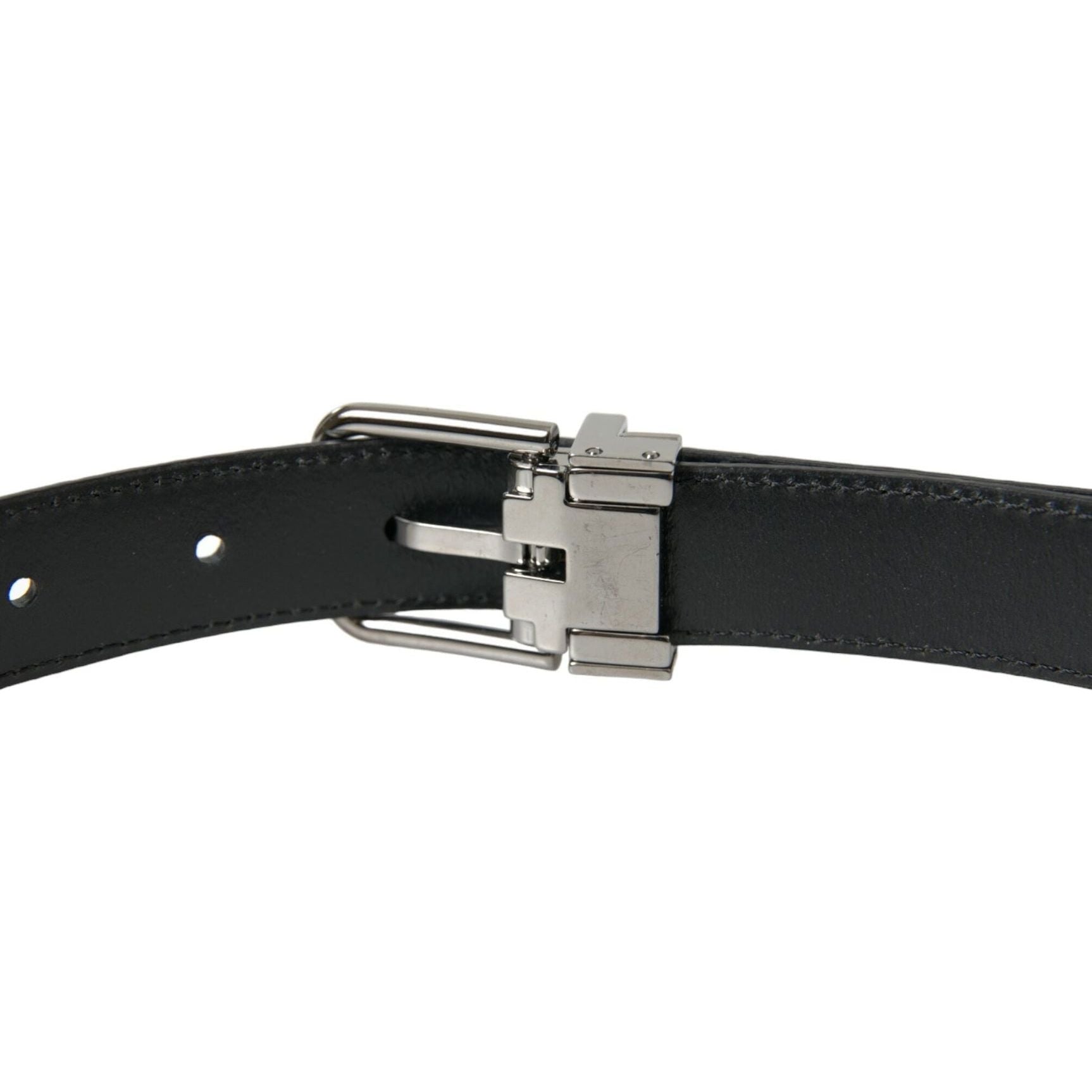 Elegant Black Leather Belt with Metal Buckle