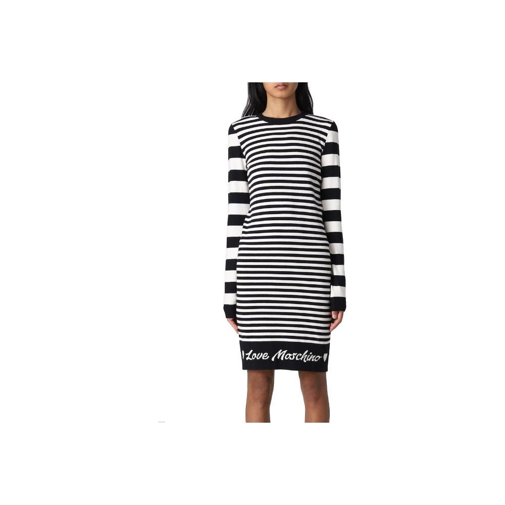 Elegant Striped Knit Dress with Long Sleeves