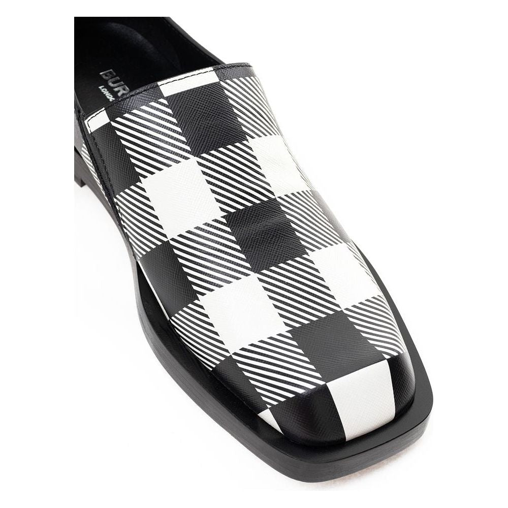 Black And White Leather Flat Shoe