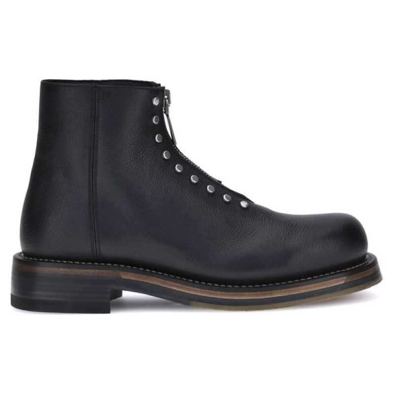 Alexander McQueen Studded leather Ankle Boots, theFeinheit