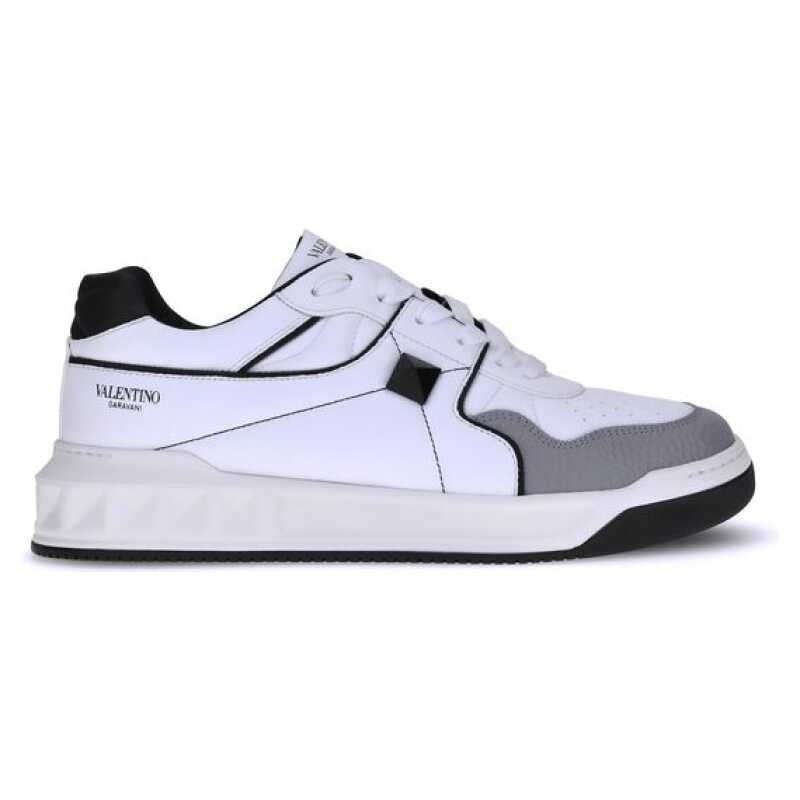 Valentino Garavani One Stud Low-Top Sneakers, theFeinheit