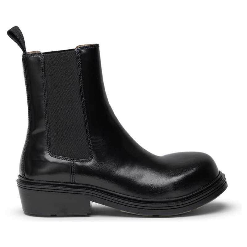 Bottega Veneta Black Leather Boot, theFeinheit
