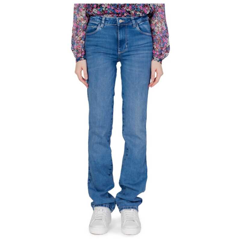 Guess Light Blue Organic Cotton Mom Jean, theFeinheit