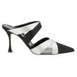 Manolo Blahnik Oyounak Pumps