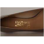 Salvatore Ferragamo Elegant Caraway Brown Pumps With Vara Bow 5