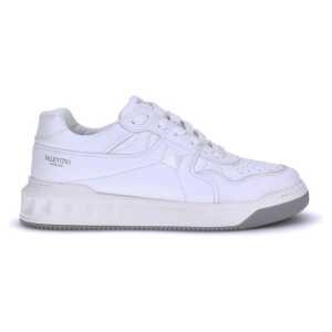 Valentino Garavani One Stud Low-Top Sneakers