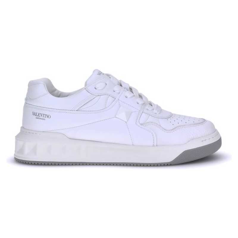 Valentino Garavani One Stud Low-Top Sneakers, theFeinheit