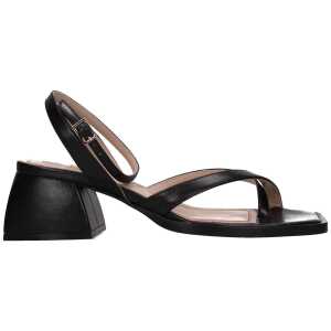 Nodaleto Black Leather Sandal