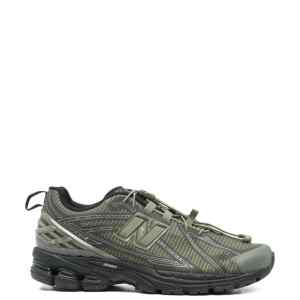 New Balance Sneakers Black