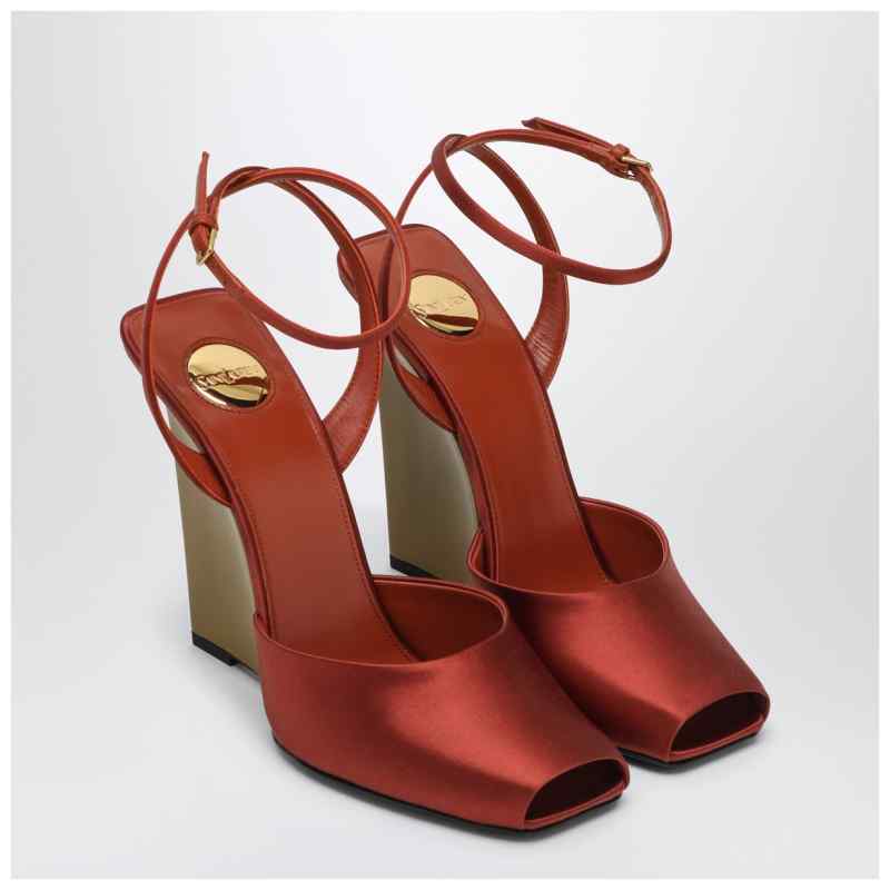 Saint Laurent Zeppe La Scandale in satin rust color, theFeinheit