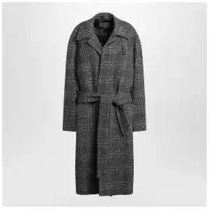 Balenciaga Raglan One Layer coat in black/grey check