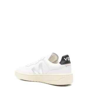 Veja V-90 sneakers