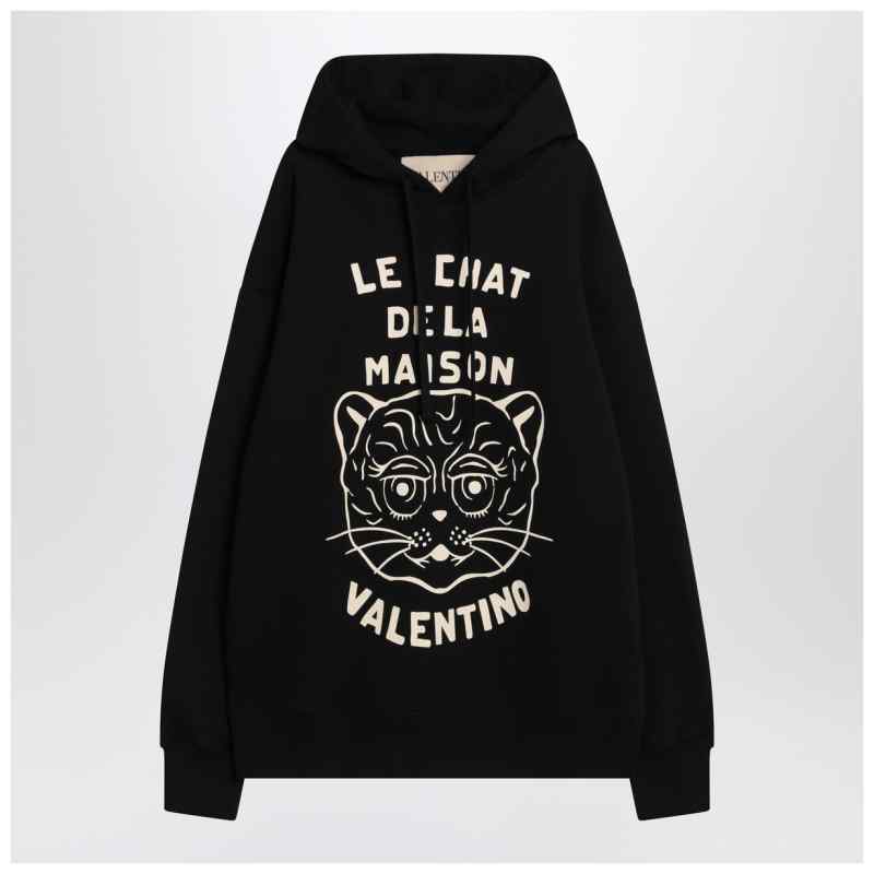 Valentino Black sweatshirt with Le Chat de la Maison patch Valentino Black sweatshirt with Le Chat de la Maison patch, theFeinheit