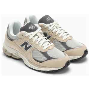 New Balance Low M2002R Sandstone sneakers