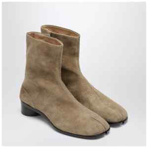 Maison Margiela Beige suede Tabi ankle boots