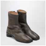 Maison Margiela Tabi ankle boot in brown leather