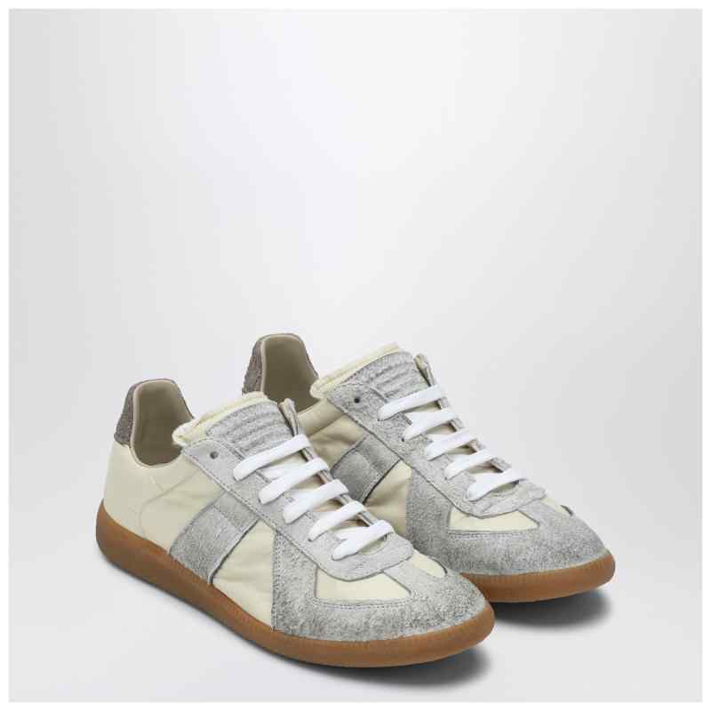 Maison Margiela Replica sneakers in light beige and grey, theFeinheit
