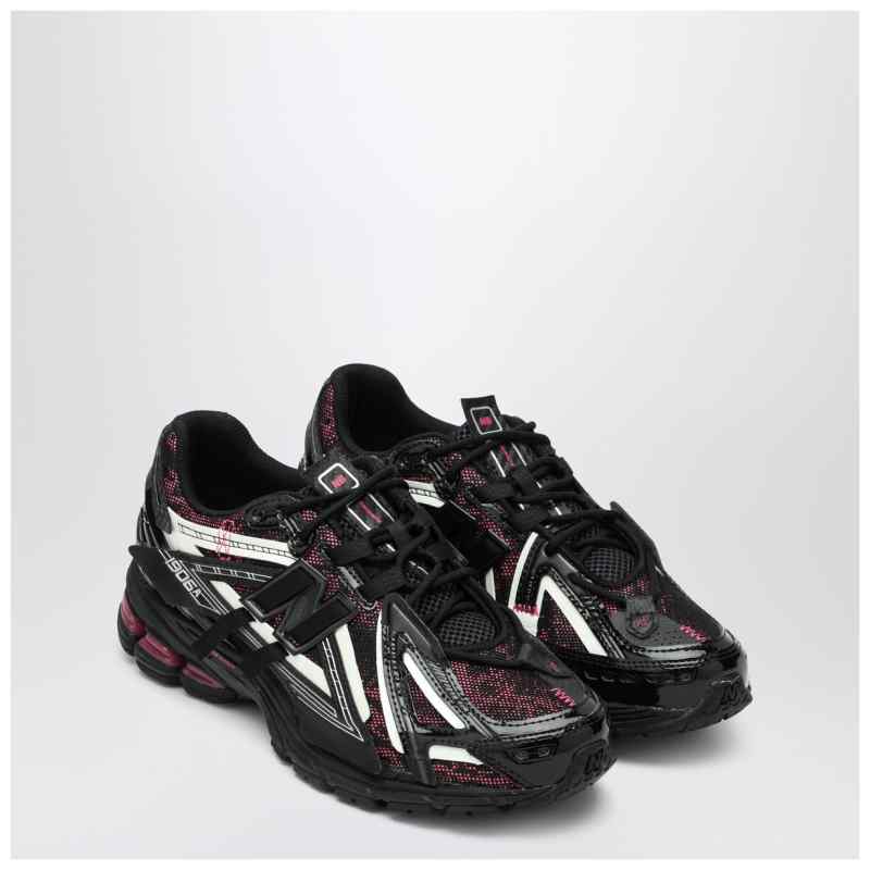 New Balance Sneakers 1906A black/pink, theFeinheit