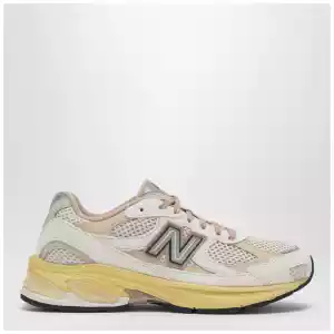 New Balance 2010 sneaker in Linen/Desert Clay