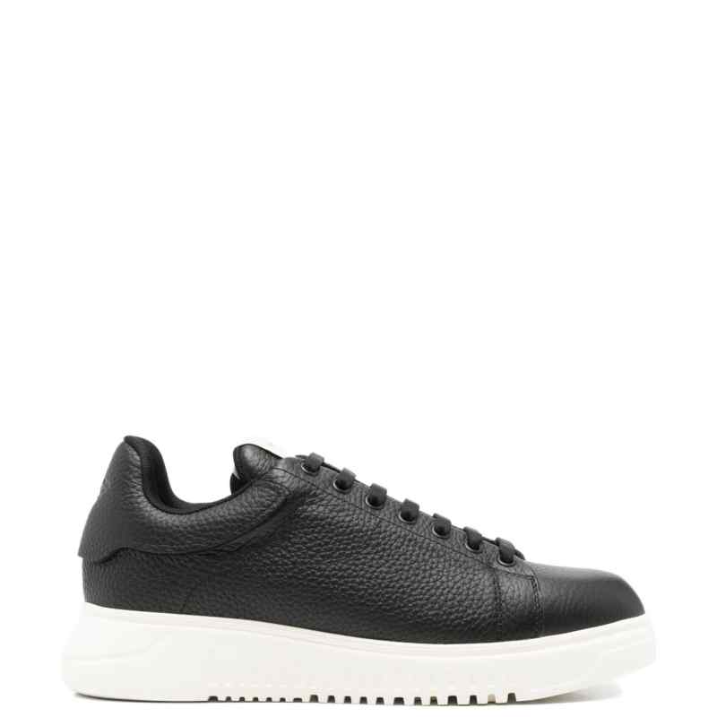 190159013-ss26-earmanimain-em003663af19999uc001 Emporio Armani Tumbled leather sneakers