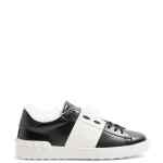 Valentino Garavani Sneakers Black