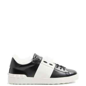 Valentino Garavani Sneakers Black