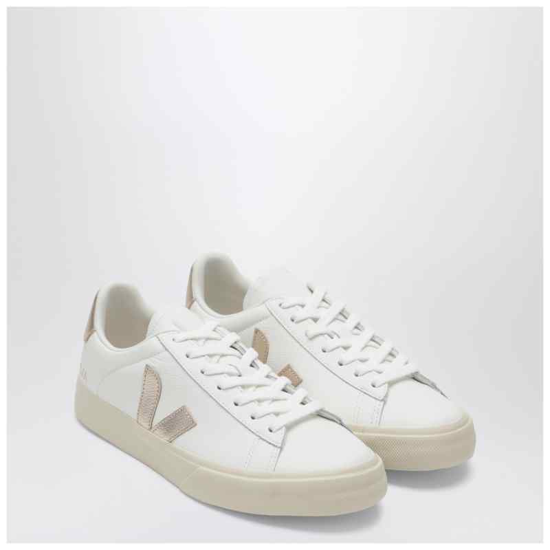 VEJA Campo sneakers in white and platinum leather, theFeinheit
