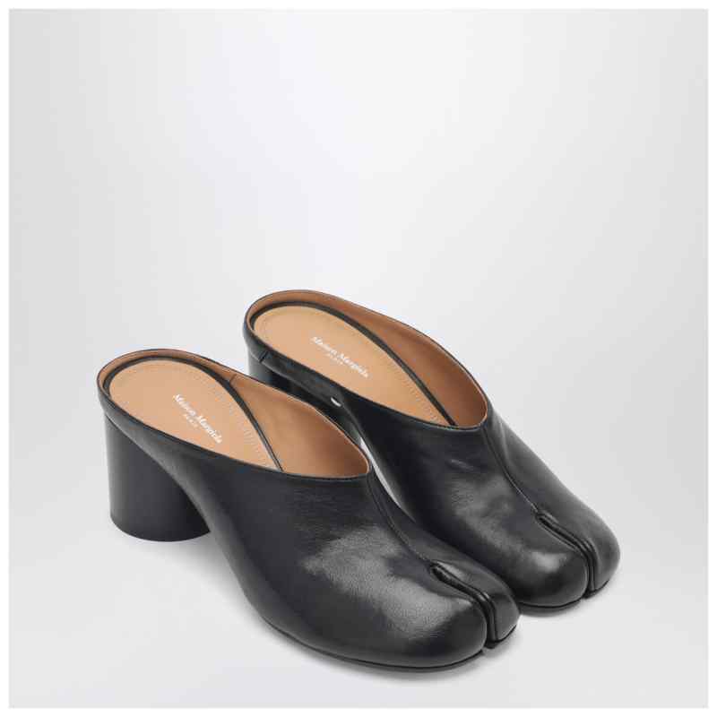 Maison Margiela Black Tabi mule pumps Maison Margiela Black Tabi mule pumps, theFeinheit