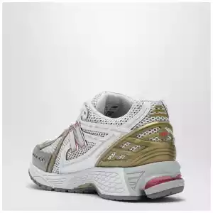 New Balance Sneaker 1906R Silver Metallic/Dragon Berry/White