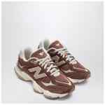 New Balance Red/beige 9060 sneakers