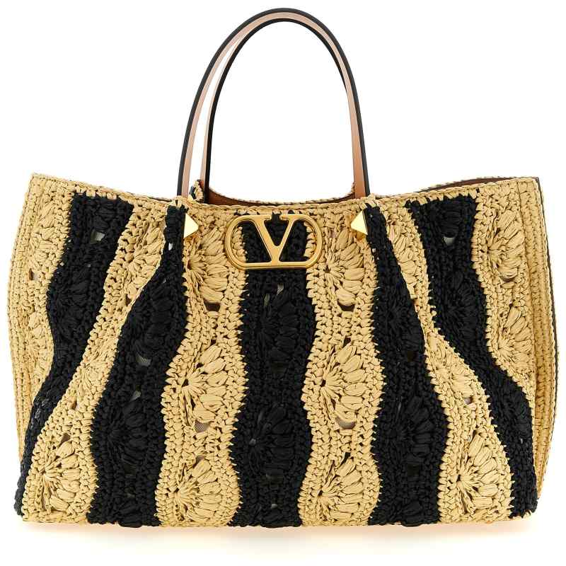 W2B0T01BWRC8A_01_M_2026-02-09T10-56-46.593Z-3 Valentino Garavani Vlogo Signature Handbag