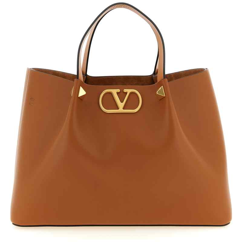 Shopping Valentino Garavani Vlogo Signature Medium