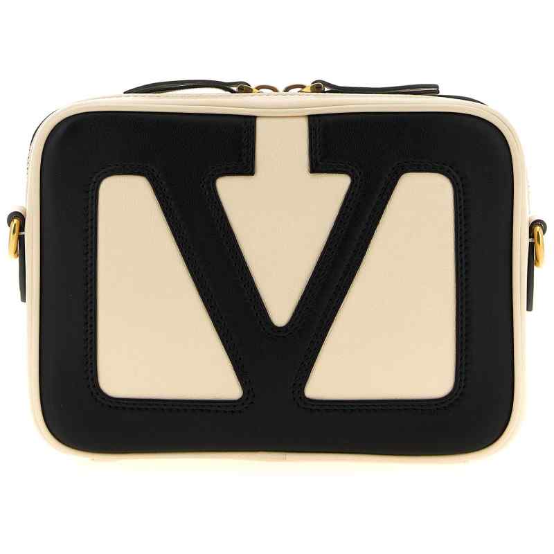 Y2B0R86PTJR4V_01_M_2025-07-30T08-46-20.525Z-3 Valentino Garavani Viva Superstar Bag