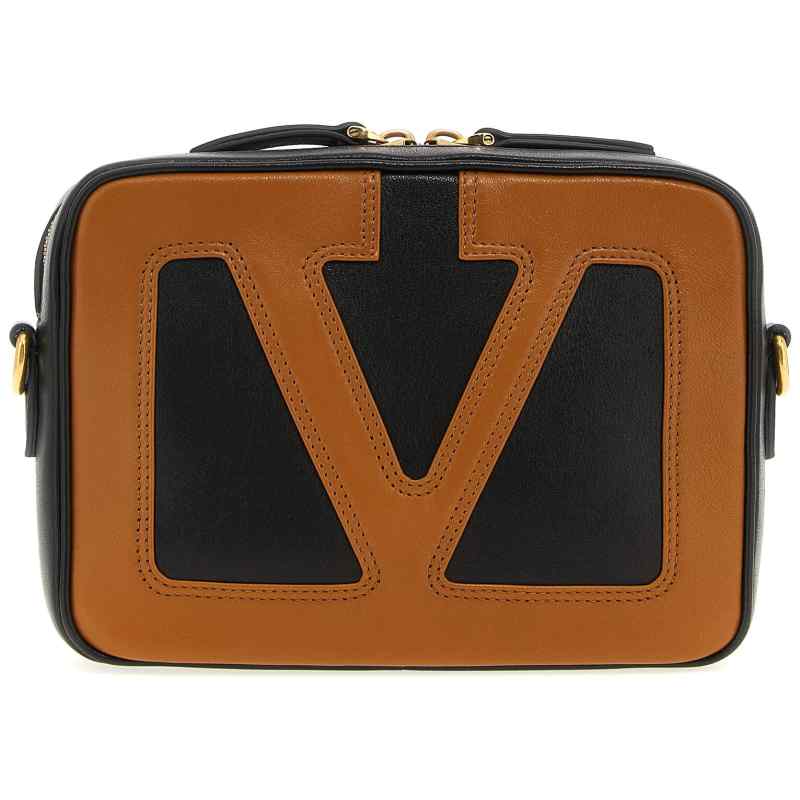 Y2B0R86PTJRFA_01_M_2025-05-08T08-57-22.312Z-1 Valentino Garavani Viva Superstar Shoulder Bag