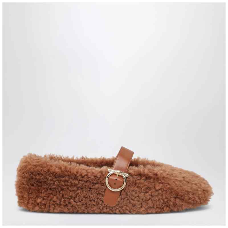Ferragamo Ballerina ornament Gancini Ferragamo Ballerina ornament Gancini