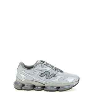 New Balance 2000 Sneakers