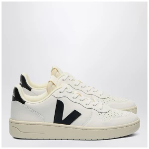 VEJA Sneaker V-10 in white and black leather